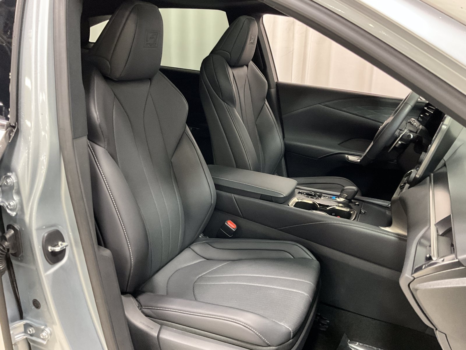 Used 2023 Lexus RX 350 F Sport w/ Accessory Package (Z1) AWD/4WD image 10