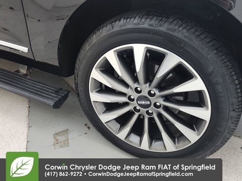 Used 2021 Lincoln Navigator Reserve w/ Luxury Package image 36