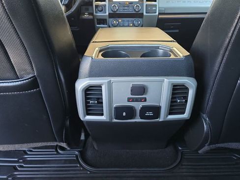 Used 2019 Ford F250 Lariat image 25
