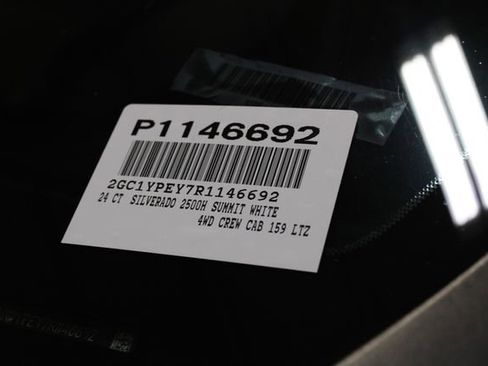 Used 2024 Chevrolet Silverado 2500 LTZ image 38