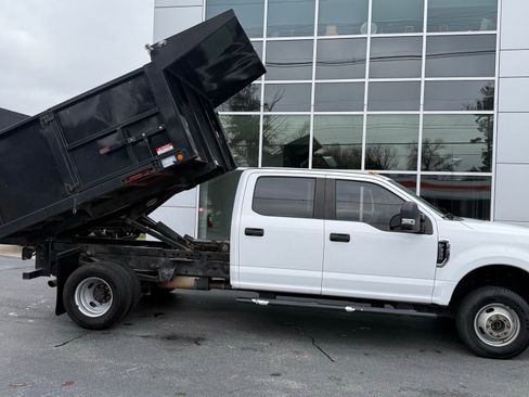 Used 2019 Ford F350 XL w/ Power Equipment Group image 1