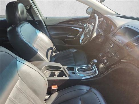 Used 2012 Buick Regal Leather FWD image 4