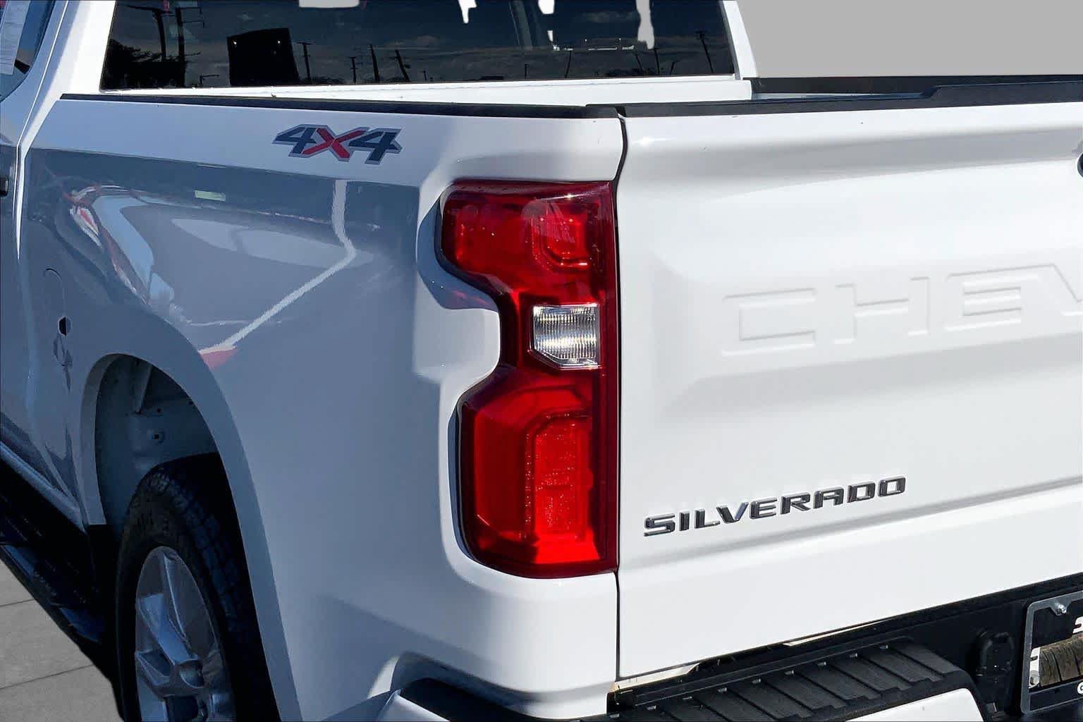 Used 2022 Chevrolet Silverado 1500 Custom AWD/4WD image 29
