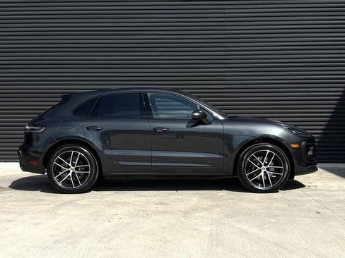Certified 2026 Porsche Macan AWD/4WD image 8