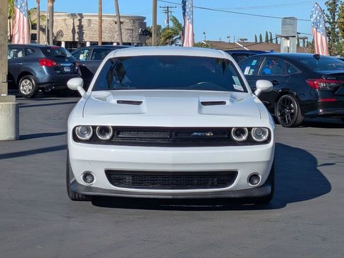Used 2016 Dodge Challenger R/T Scat Pack image 2