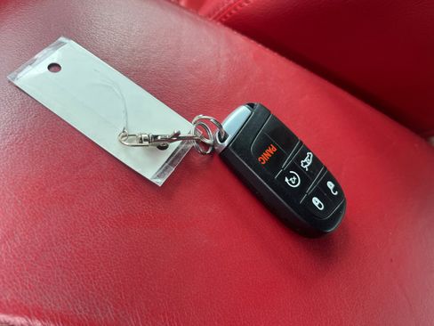 Used 2022 Dodge Charger SXT w/ Blacktop Package image 32