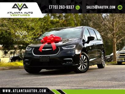 Used 2024 Chrysler Pacifica Limited