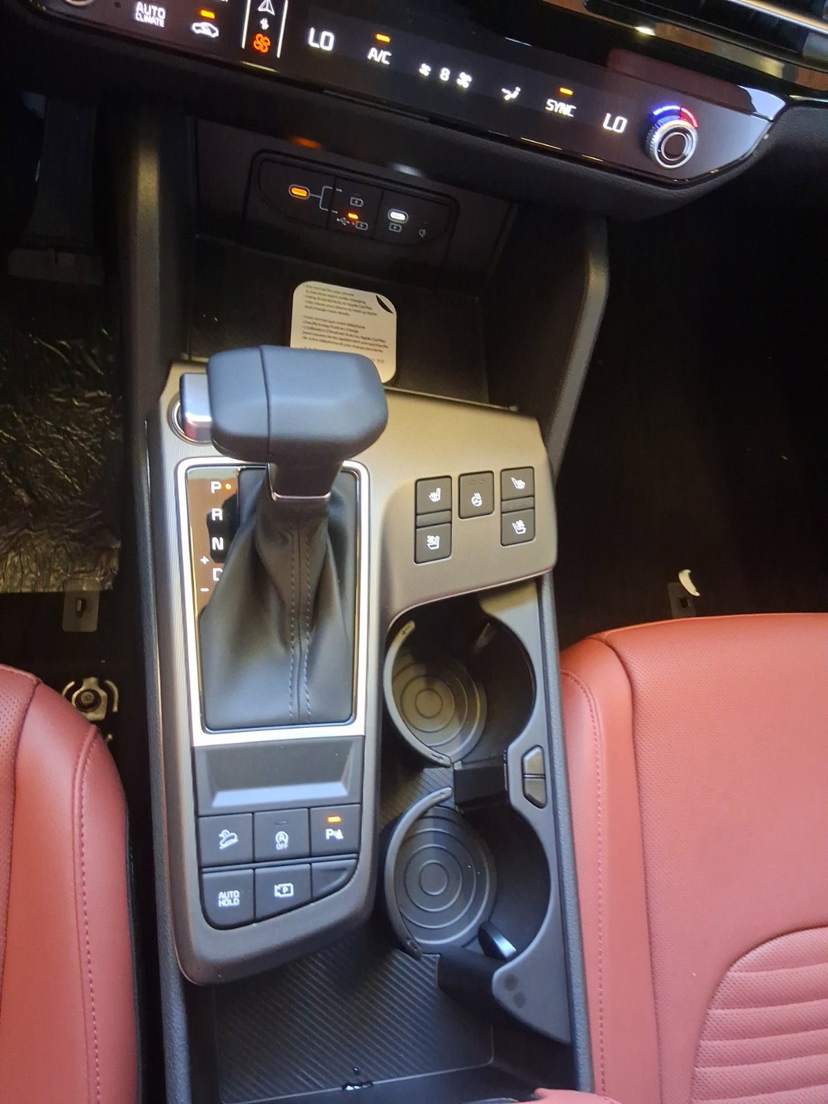 New 2026 Kia Sportage SX FWD image 17