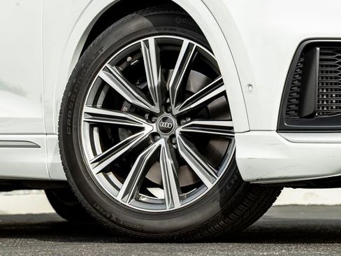 Used 2023 Audi SQ8 Premium Plus AWD/4WD image 7