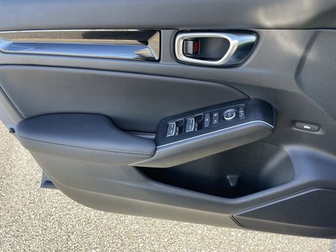 Used 2025 Honda Civic Sport image 16
