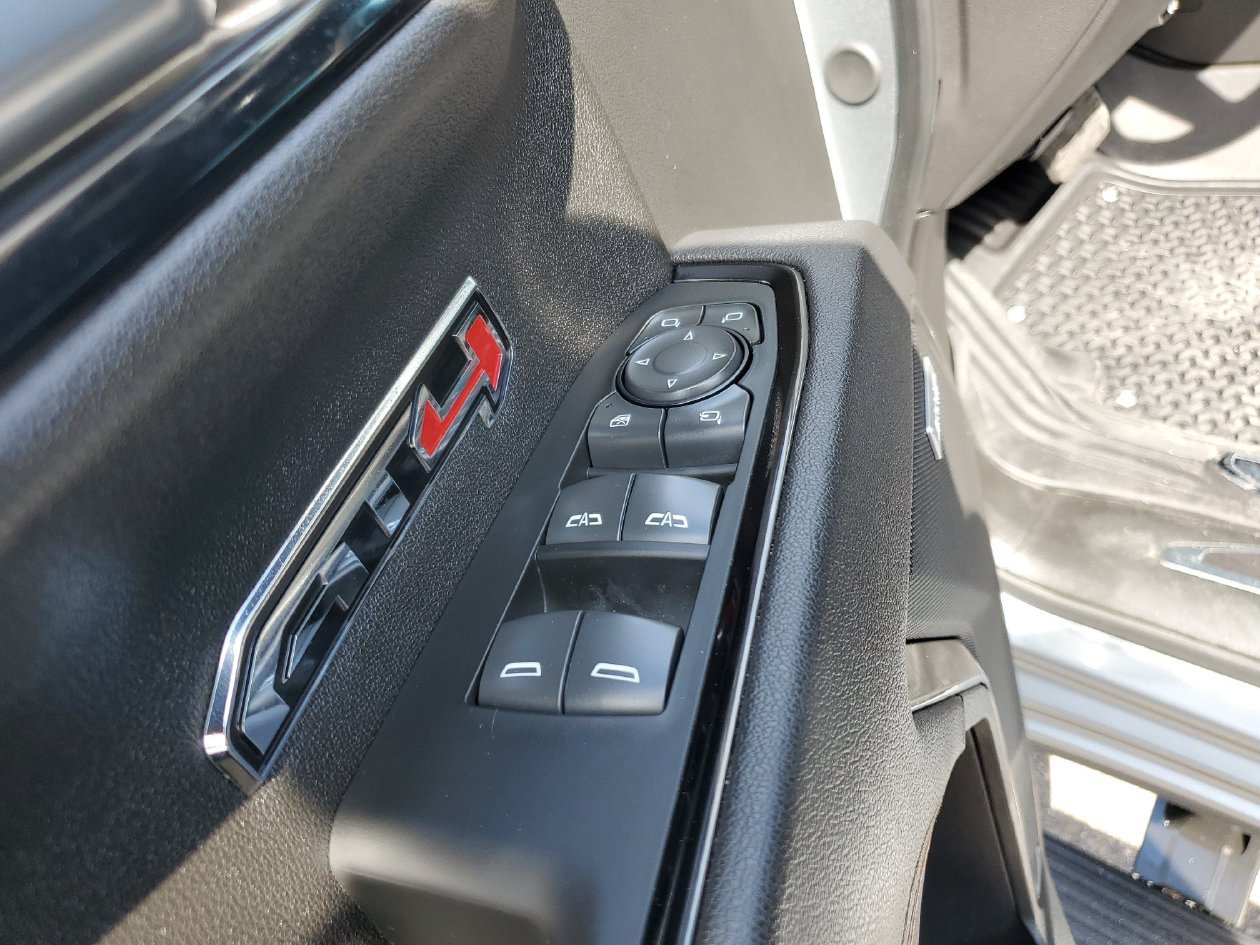 Used 2025 GMC Sierra 1500 AT4 w/ AT4 Premium Package AWD/4WD image 18