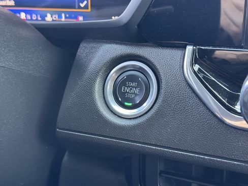 Used 2024 Chevrolet Colorado Trail Boss w/ LPO, Dark Essentials Package image 32