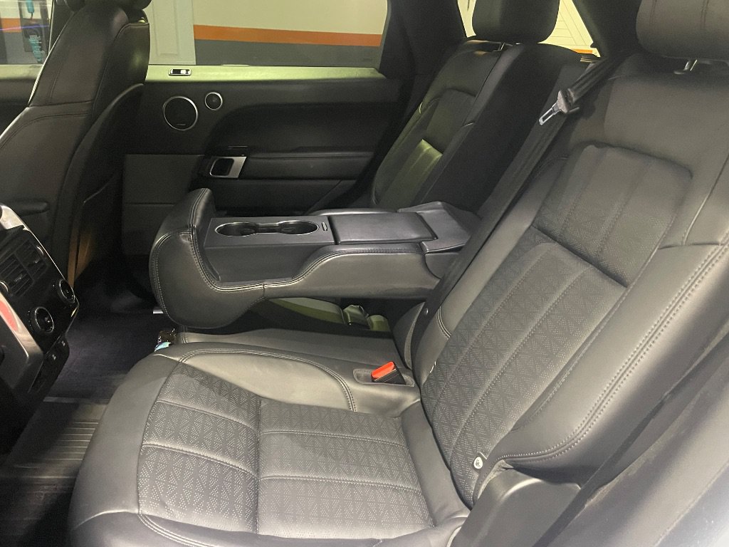 Used 2019 Land Rover Range Rover Sport HSE Dynamic AWD/4WD image 11