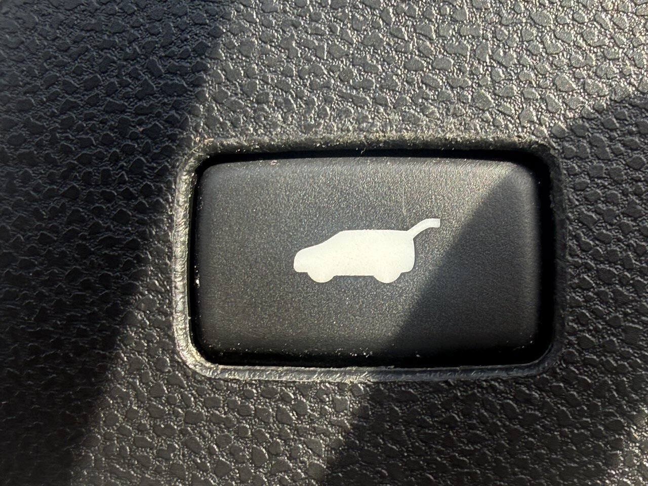 Used 2013 Honda Pilot Touring image 17