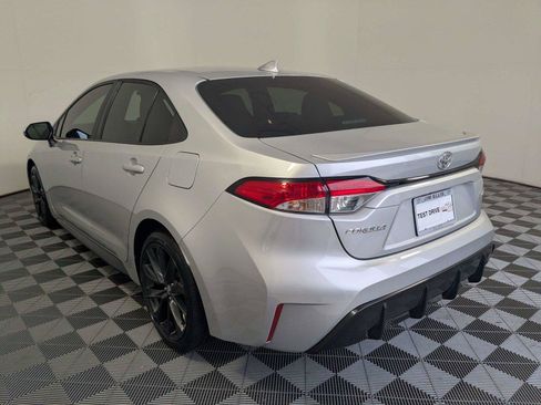 Certified 2024 Toyota Corolla SE FWD image 7