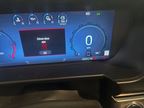 Used 2023 Ford F350 King Ranch w/ Chrome Package image 4