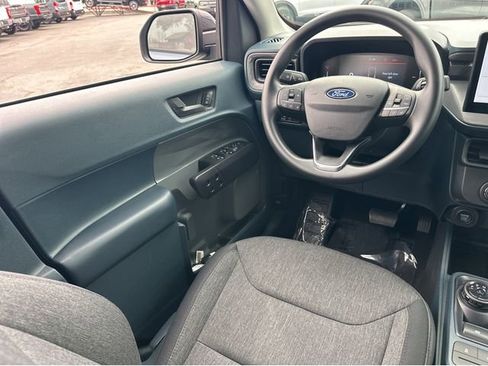 Used 2025 Ford Maverick XLT w/ Black Appearance Package image 13