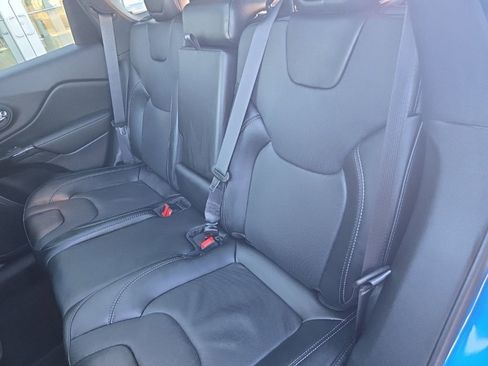 Used 2023 Jeep Cherokee Altitude Lux w/ Lux Elite Package image 31