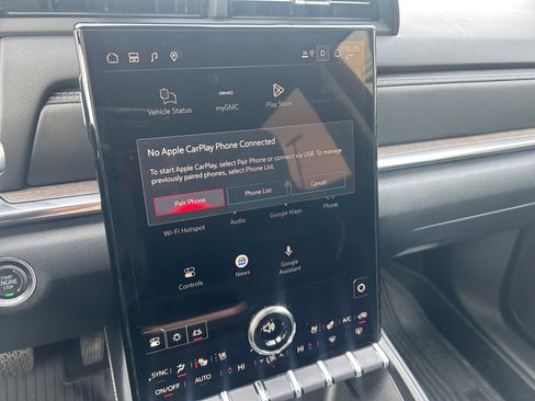 New 2026 GMC Terrain Denali w/ LPO, Floor Liner Package image 16