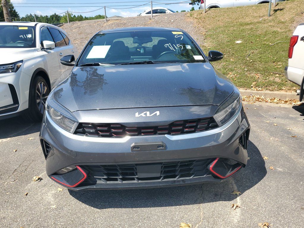 Used 2024 Kia Forte GT-Line w/ GT-Line Premium Package FWD image 2