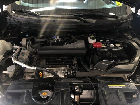 Used 2020 Nissan Rogue S AWD/4WD image 11