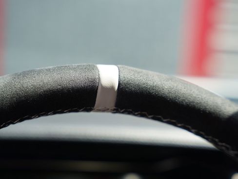 Used 2021 Ford Mustang Shelby GT500 w/ Carbon Fiber Track Pack image 24