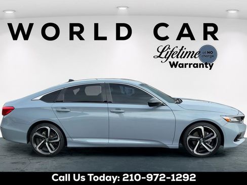 Used 2022 Honda Accord Sport image 2