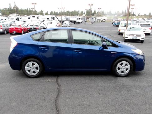 Used 2010 Toyota Prius Four image 6