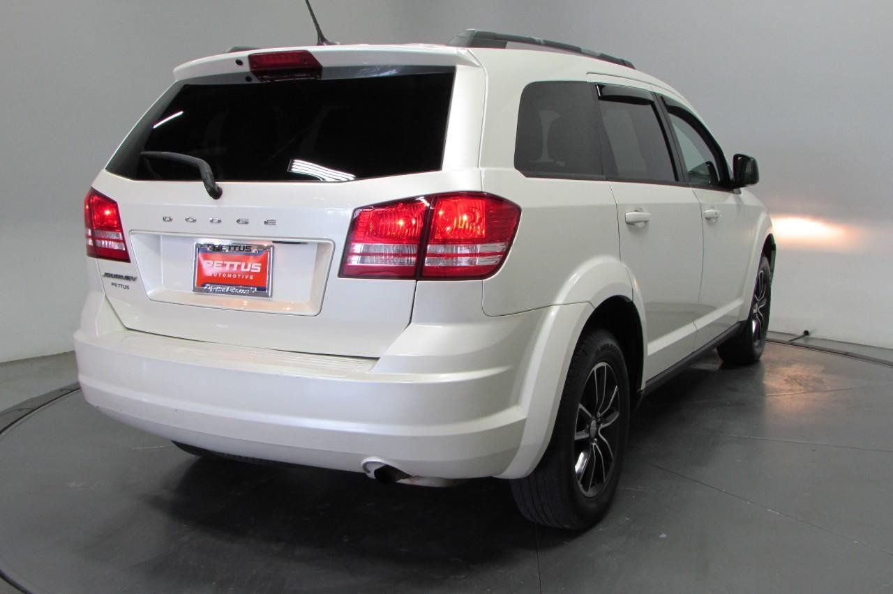 Used 2017 Dodge Journey SE w/ Flexible Seating Group FWD image 8