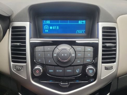 Used 2016 Chevrolet Cruze LS FWD image 25