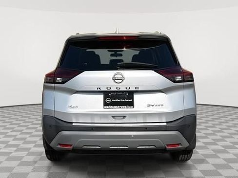 Used 2023 Nissan Rogue SV w/ SV Premium Package AWD/4WD image 4