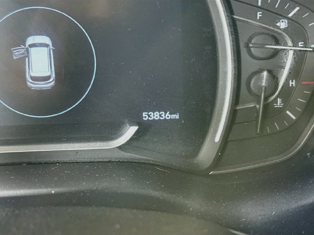 Used 2019 Hyundai Santa Fe SEL FWD image 15