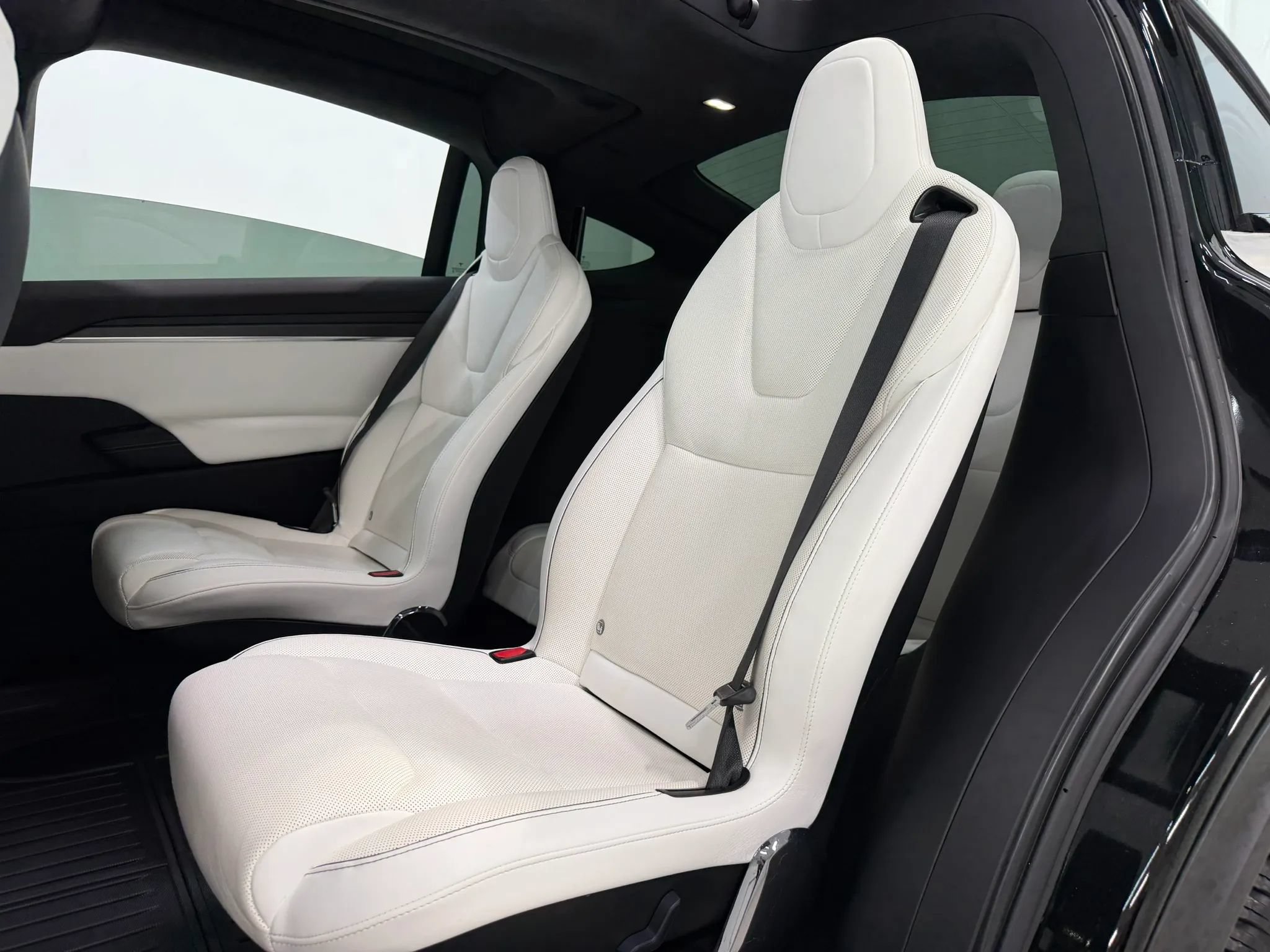 Used 2022 Tesla Model X Plaid AWD/4WD image 19