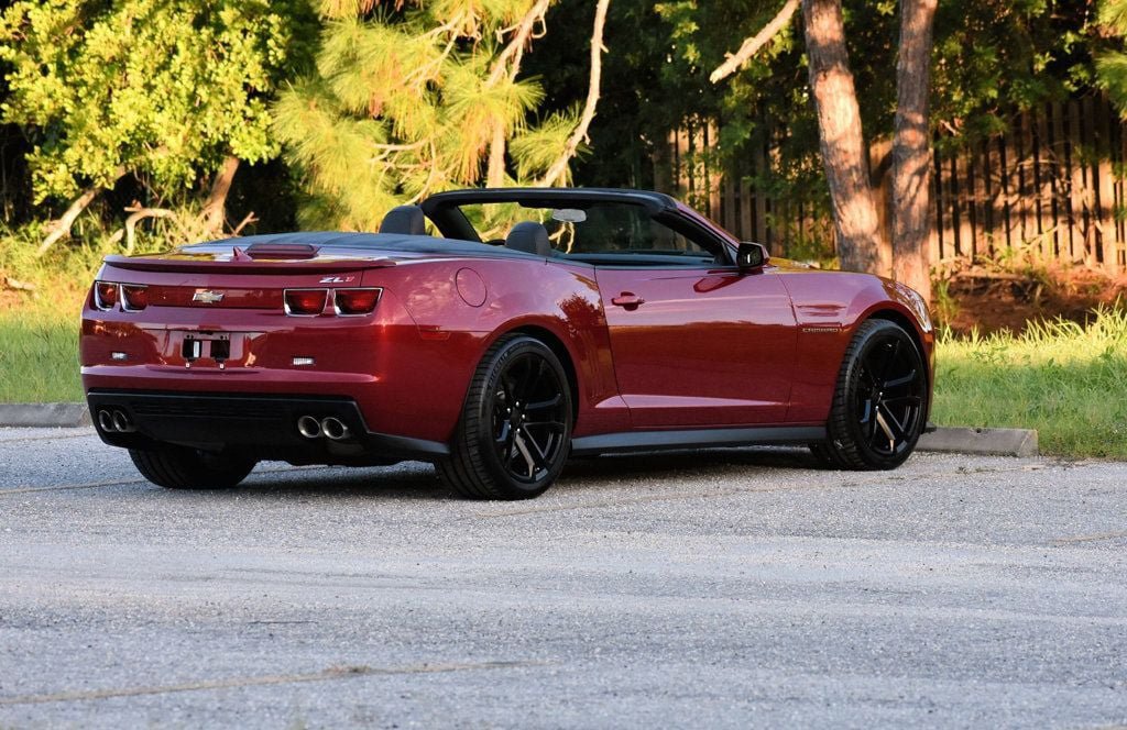 Used 2013 Chevrolet Camaro ZL1 RWD image 32