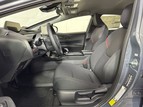 New 2026 Toyota Prius SE image 4