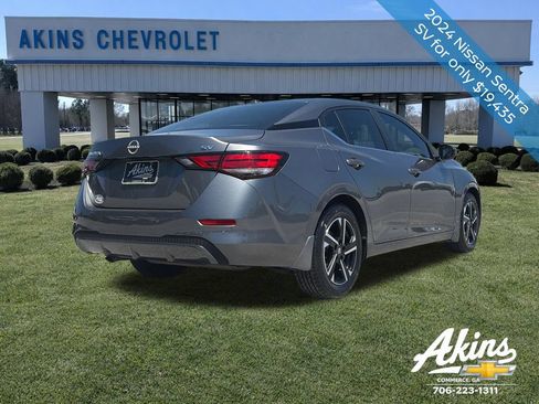 Used 2024 Nissan Sentra SV FWD image 23