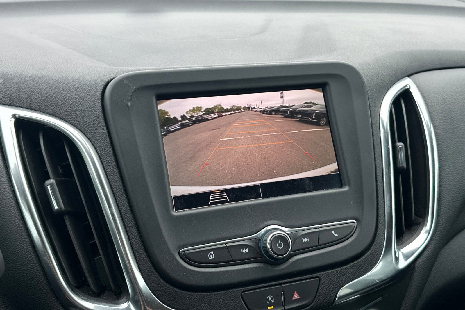 Used 2024 Chevrolet Equinox LT AWD/4WD image 22