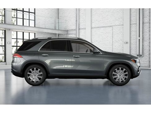 Used 2025 Mercedes-Benz GLE 350 4MATIC image 16