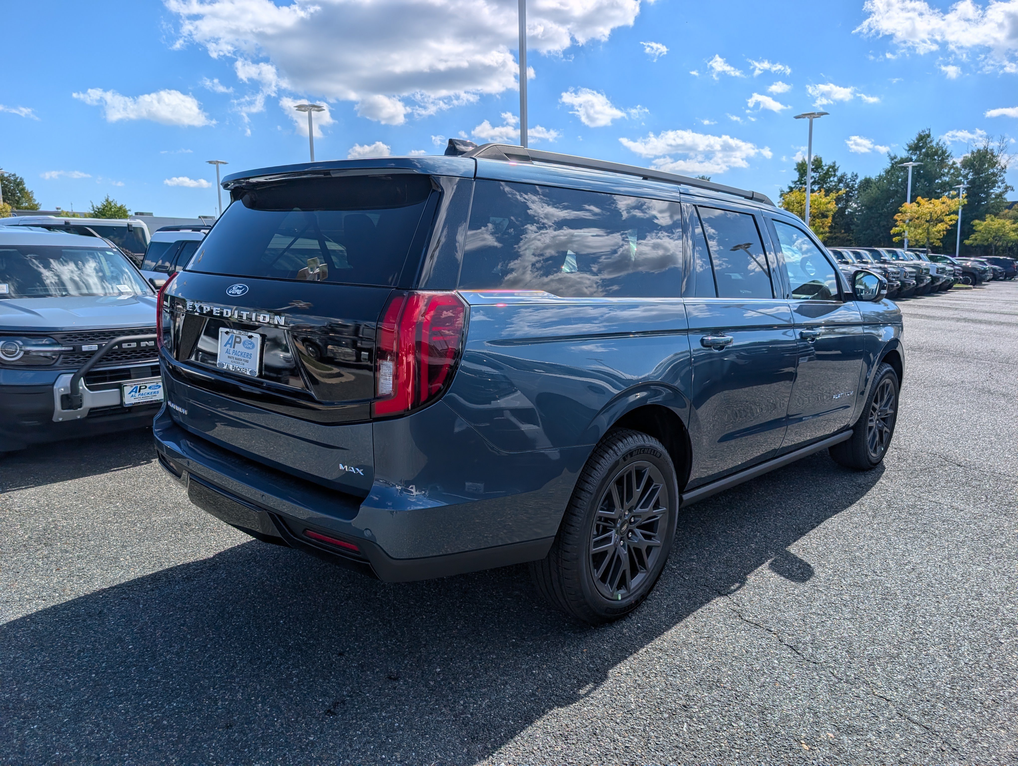 New 2027 Ford Expedition Max Platinum w/ Driver's Package AWD/4WD image 2