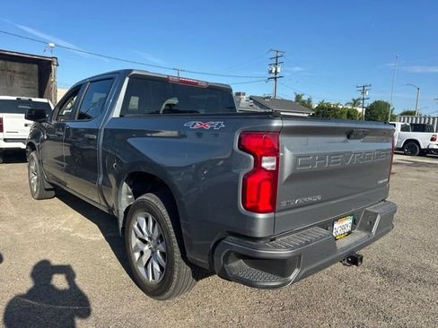 Used 2020 Chevrolet Silverado 1500 Custom w/ Custom Value Package AWD/4WD image 7