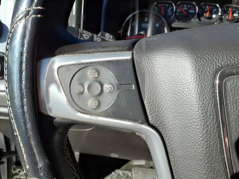 Used 2015 GMC Sierra 1500 SLT w/ SLT Crew Cab Value Package image 21