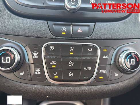 Used 2021 Chevrolet Malibu LT w/ Redline Edition FWD image 8