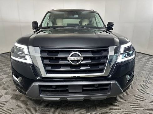 Used 2021 Nissan Armada SL w/ Captain's Chairs Package image 8