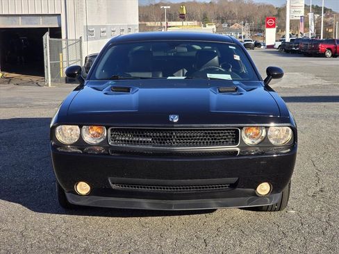 Used 2009 Dodge Challenger SE image 21
