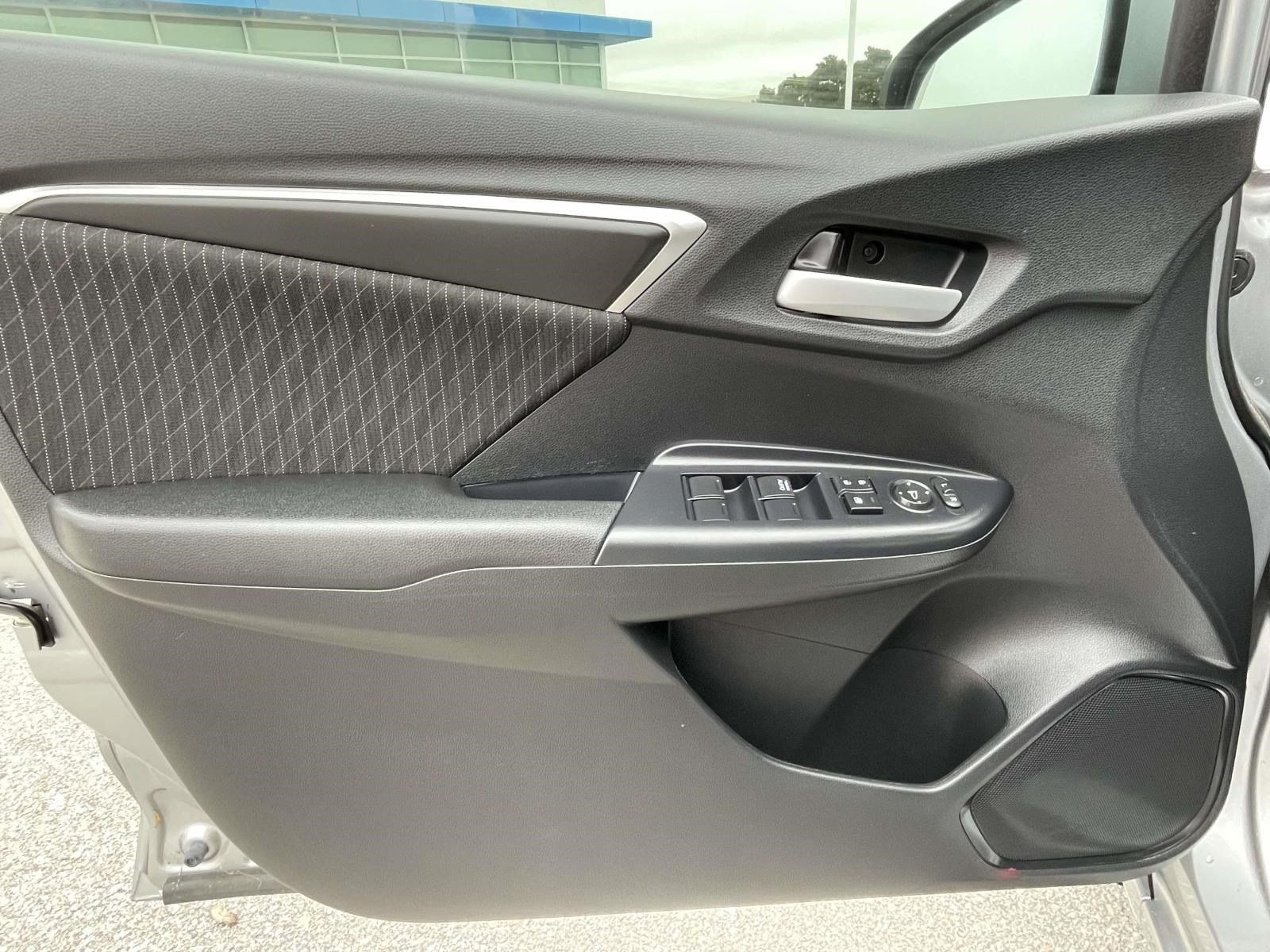 Used 2019 Honda Fit EX image 15