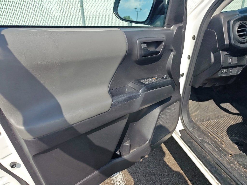 Used 2023 Toyota Tacoma SR AWD/4WD image 6