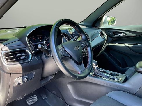 Used 2024 Chevrolet Equinox RS FWD image 18