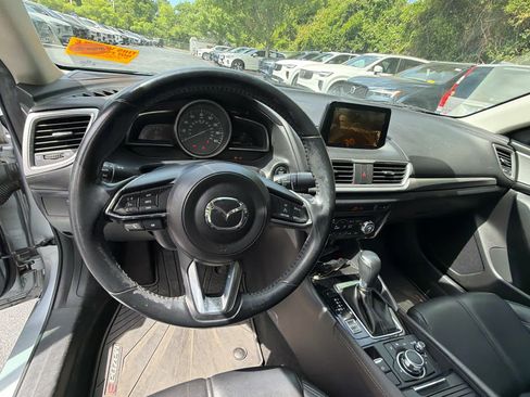 Used 2017 MAZDA MAZDA3 Touring image 28