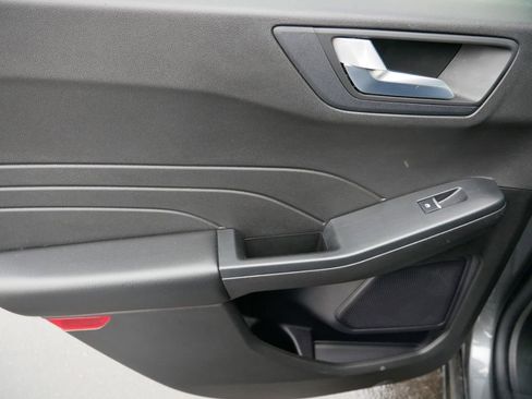 Used 2024 Ford Escape Platinum image 11