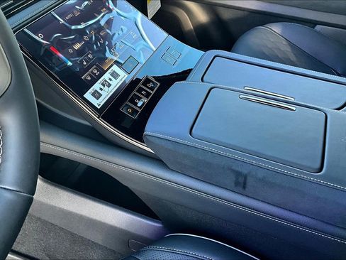 New 2026 INFINITI QX80 Autograph w/ Premium Cargo Package image 22